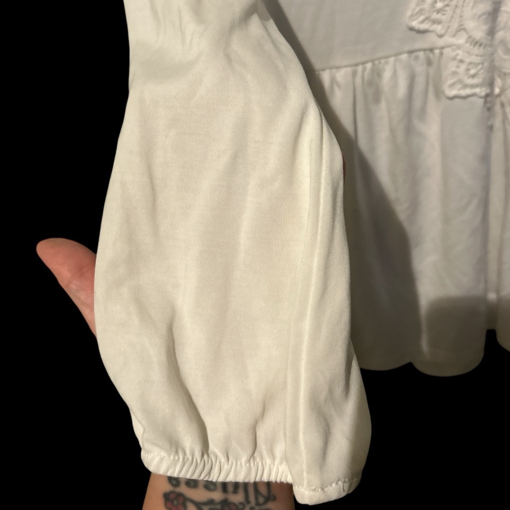 NWOT Alya white top size small - Picture 4 of 6